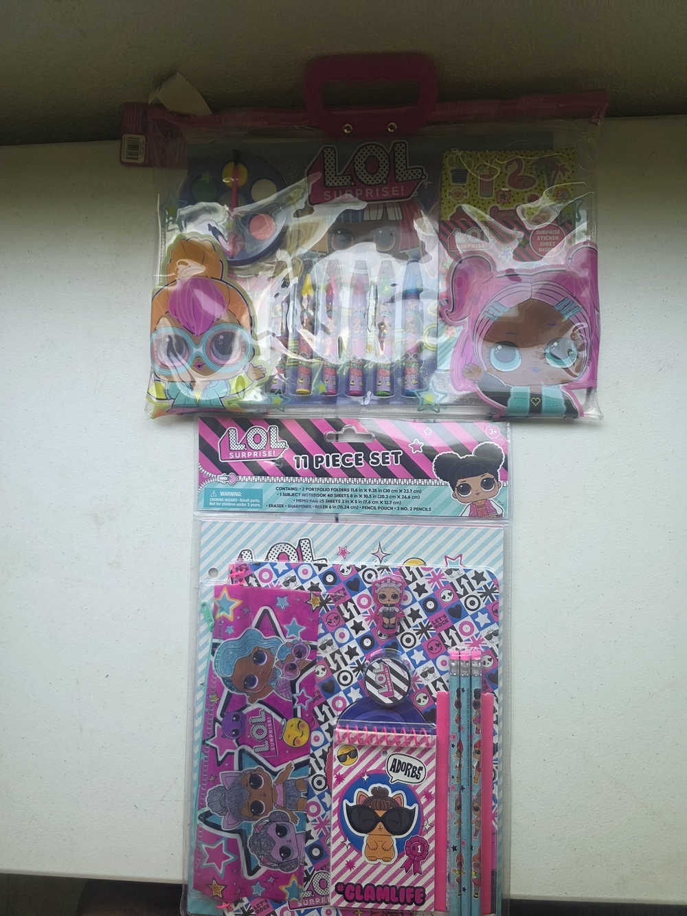 L.O.L. Surprise! Pink and Blue Party Favor Stationery Set